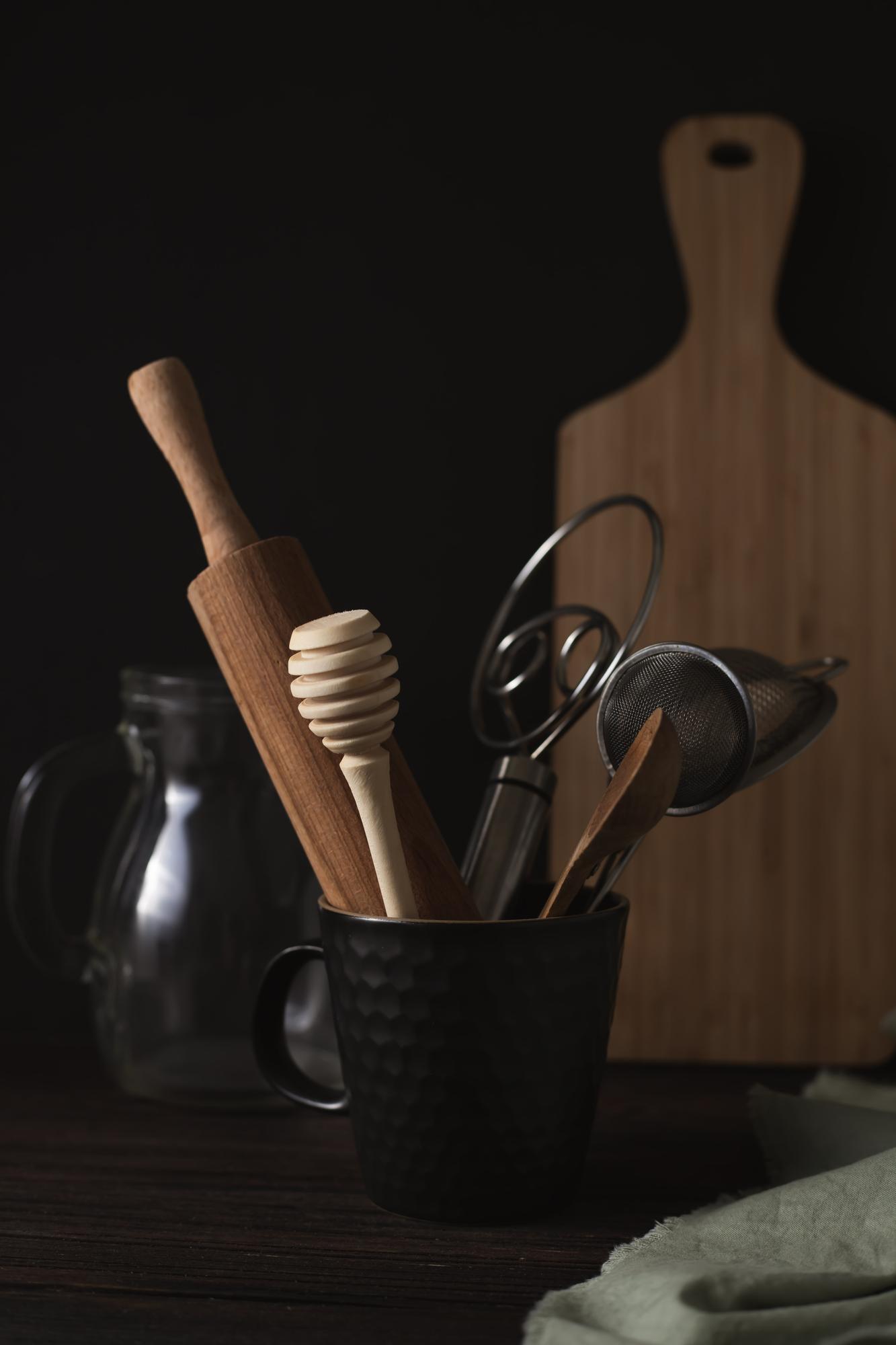 Set di strumenti professionali su tavolo